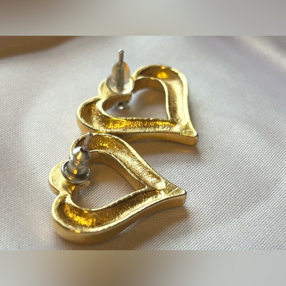 Vintage Gold Convertible Heart Earrings with Rhinestones - Picture 4 of 8